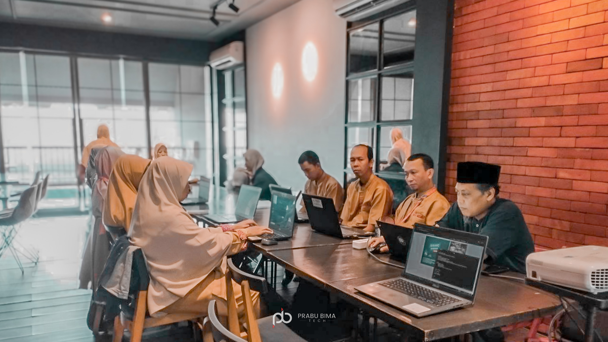 Prabu Bima Tech dan LPIT Harapan Bunda Bahas Persiapan SPMB 2026/2027