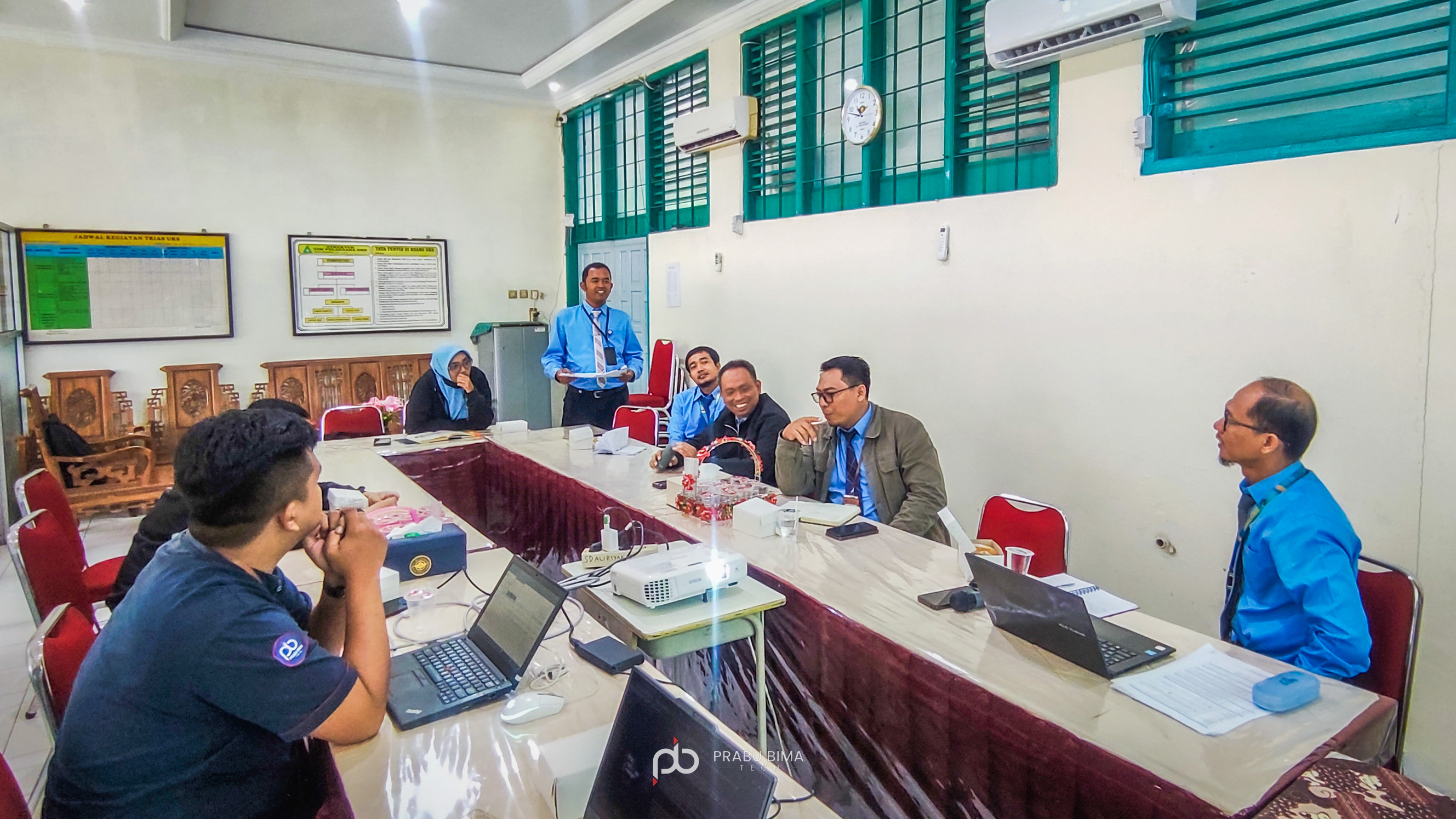 Tingkatkan Efisiensi Digital, CV Prabu Bima Tech Matangkan Konsep Aplikasi SPMB Al Irsyad Cilacap