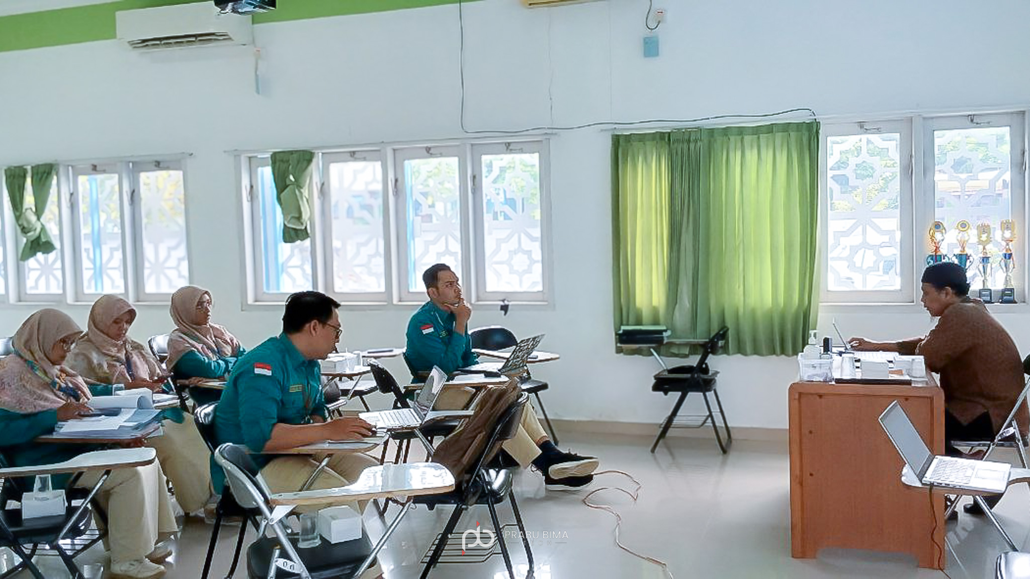 Prabu Bima Tech Lakukan Update Aplikasi Anggaran di SMP Al Irsyad Cilacap