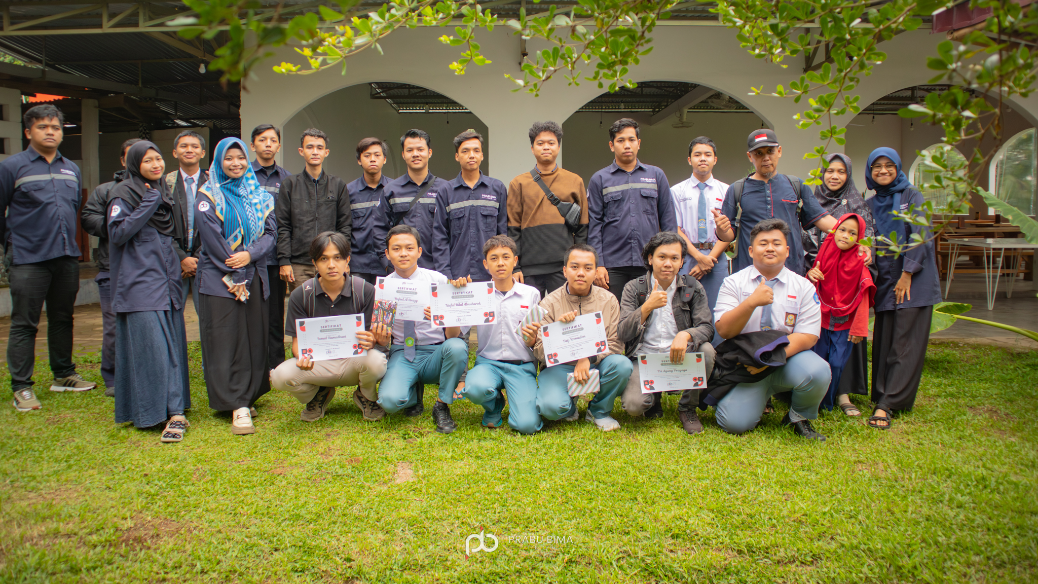 Pelepasan Siswa PKL dan Mahasiswa Magang di Prabu Bima Tech: Penutup yang Penuh Makna