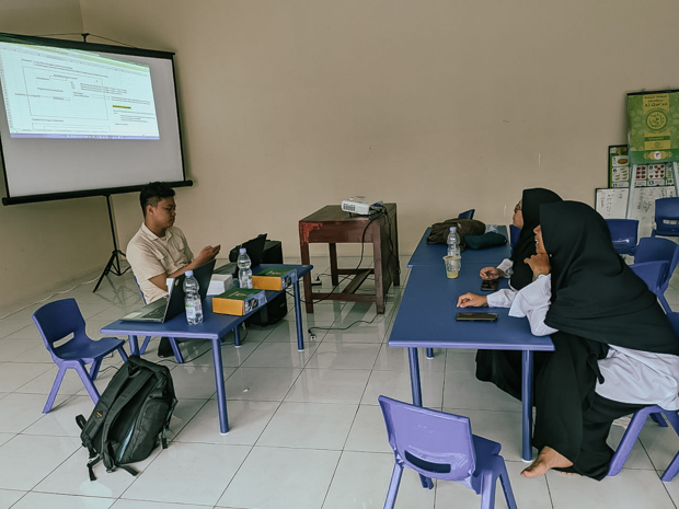 Membangun Kemudahan dan Efisiensi melalui Aplikasi PPDB dan E-Raport di PAUD Sambas Purbalingga